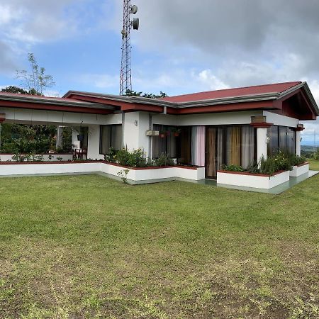 Las Pavitas Cottages La Fortuna Екстериор снимка