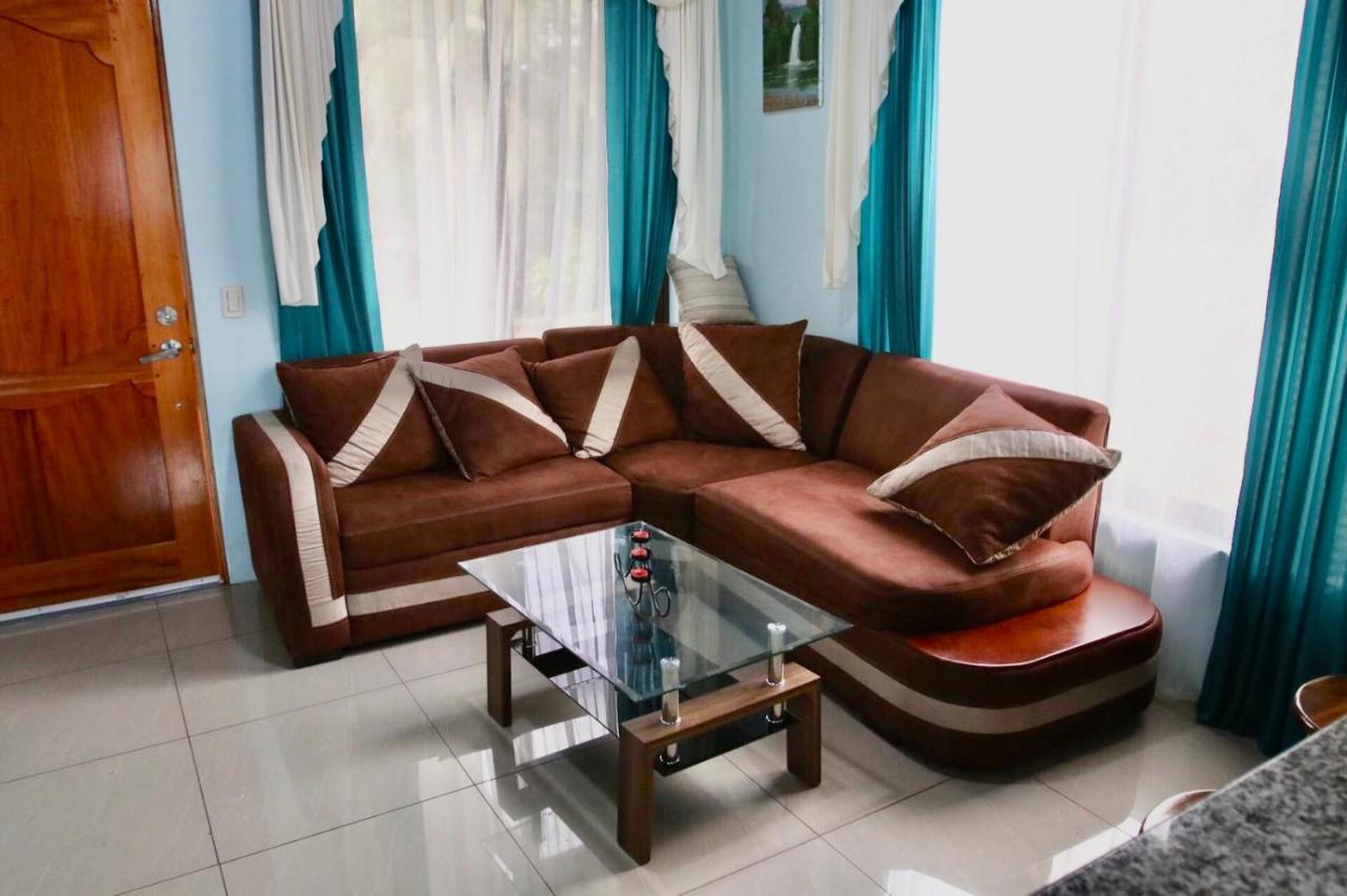 Las Pavitas Cottages La Fortuna Екстериор снимка