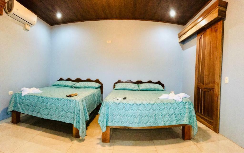 Las Pavitas Cottages La Fortuna Екстериор снимка